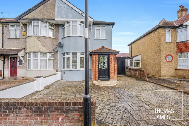 3 bed property, in St Edmunds Road, £475,000