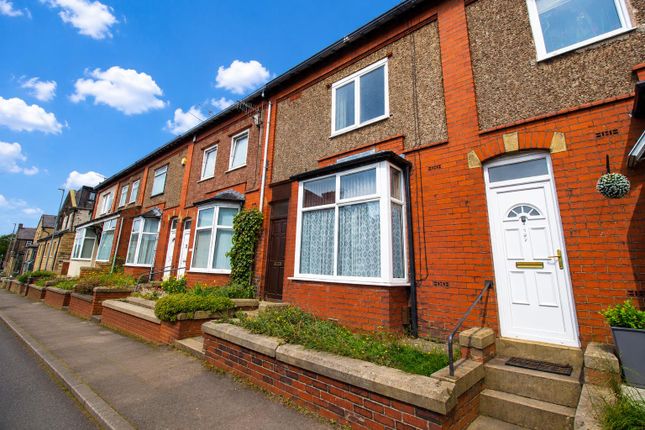 2 bed property, in Bradshaw Street, £60,000