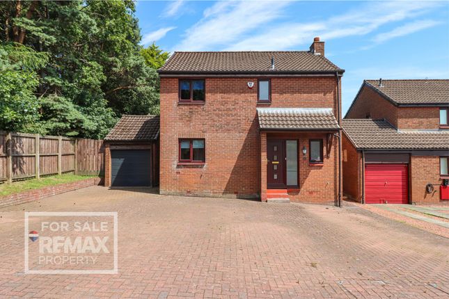 4 bed property, in Netherwood Park, £300,000