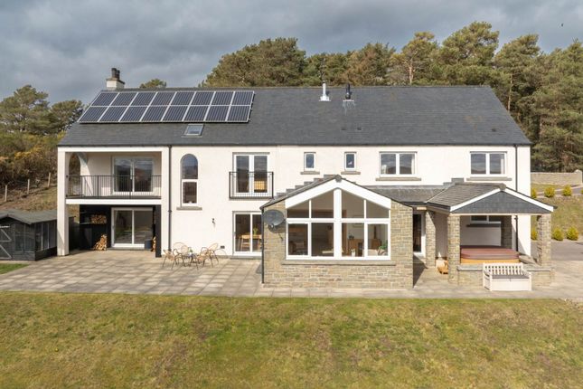 6 bed property, in Broonacre, £700,000
