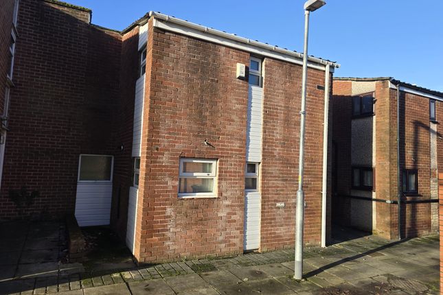 3 bed property, in 140 Acregate, £30,000