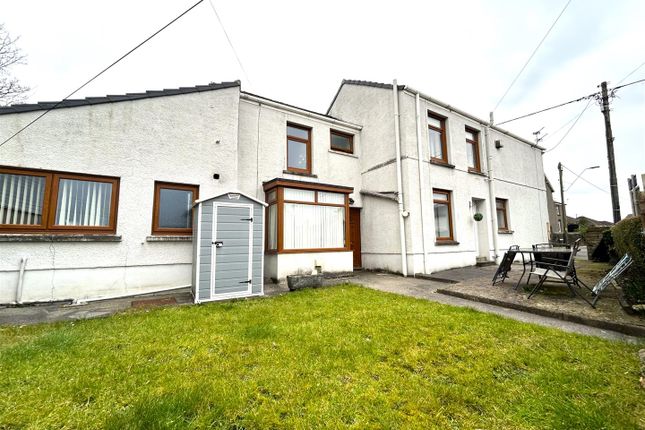 5 bed property, in Bolgoed Road, £280,000