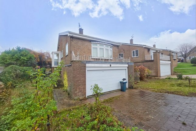 3 bed property, in Haldane Close, £250,000