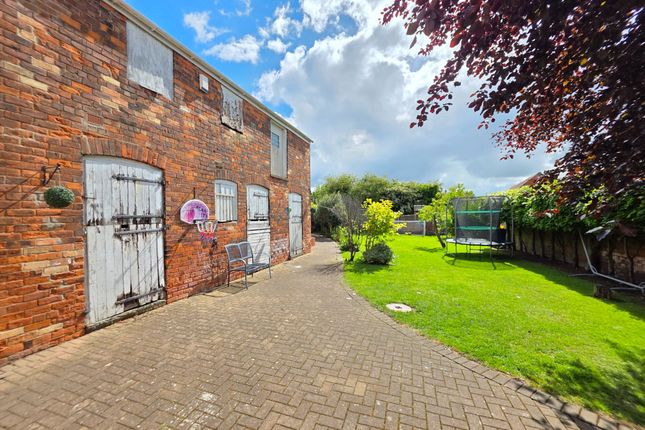 3 bed property, in Newbigg, £430,000