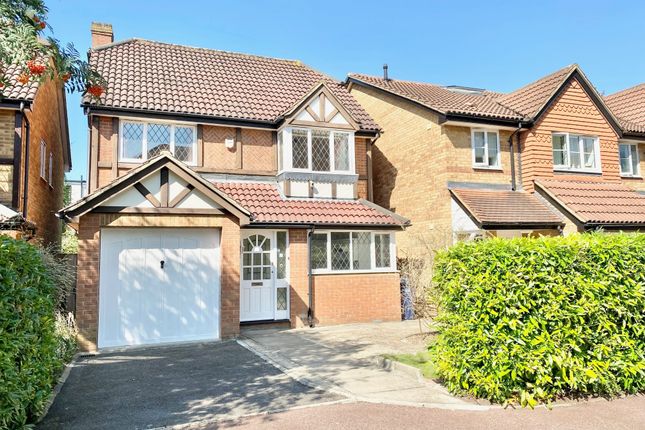 3 bed property, in Lee Close, £775,000