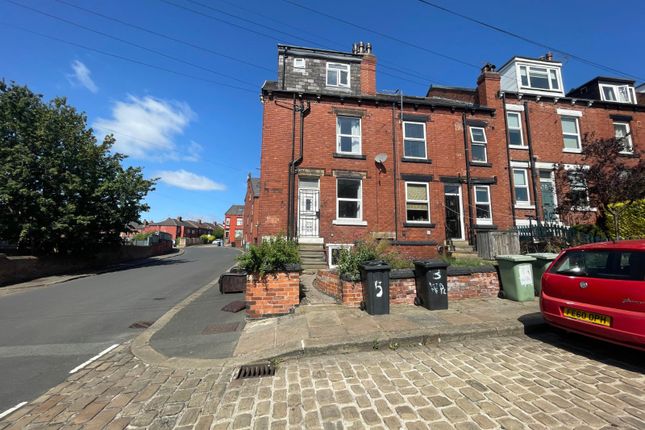 3 bed property, in Wetherby Place, £230,000