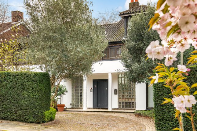 5 bed property, in West Heath Gardens, £4,275,000