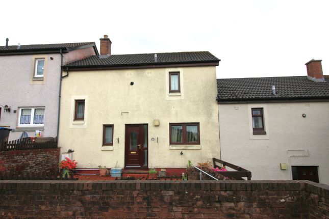 3 bed property, in Broomhouse Road, £105,000