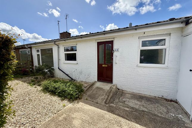 2 bed property, in Lime Kiln, £120,000