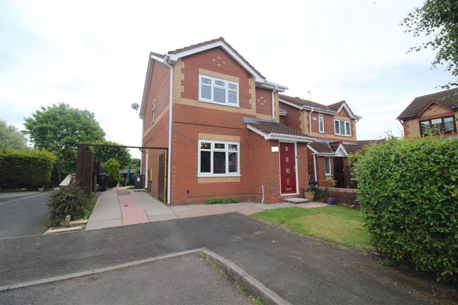 3 bed property, in Templefield Gardens, £250,000