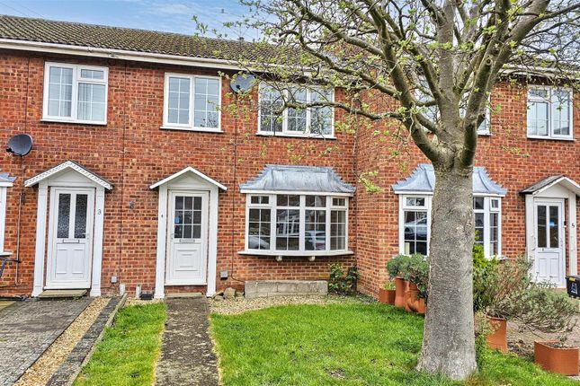 3 bed property, in Harrison Close, £250,000