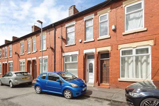 4 bed property, in Sunny Brow Road, £240,000