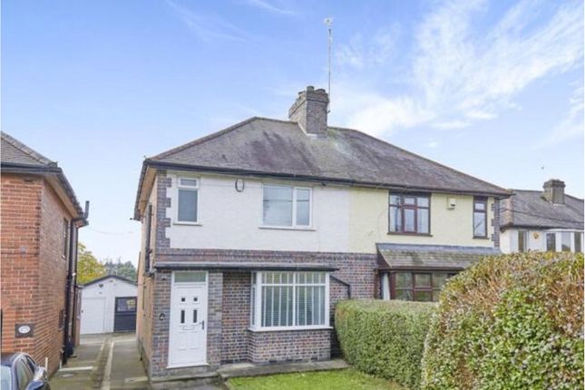 3 bed property, in Little Shaw Lane, £280,000