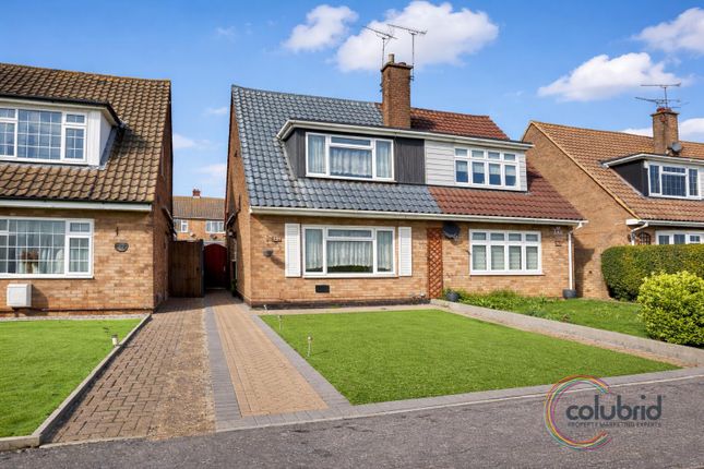 3 bed property, in Corringham Road, £350,000