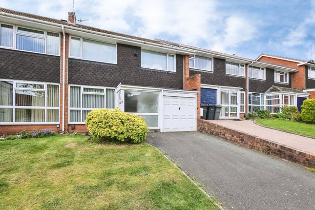3 bed property, in Guiting Road, £200,000