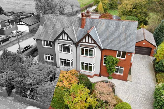 4 bed property, in Starling Road, £690,000