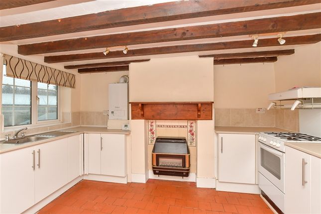 3 bed property, in London Road, £375,000