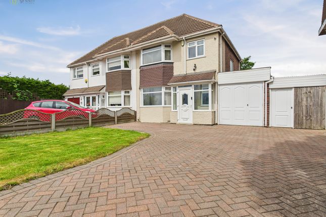 3 bed property, in Cooks Lane, £300,000