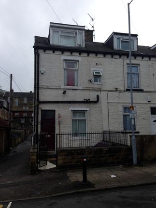 5 bed property, in Grantham Rd, £155,000
