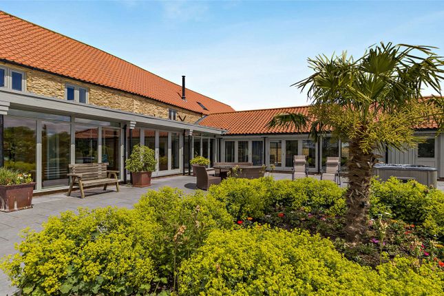 5 bed property, in Elms Farm, £1,250,000