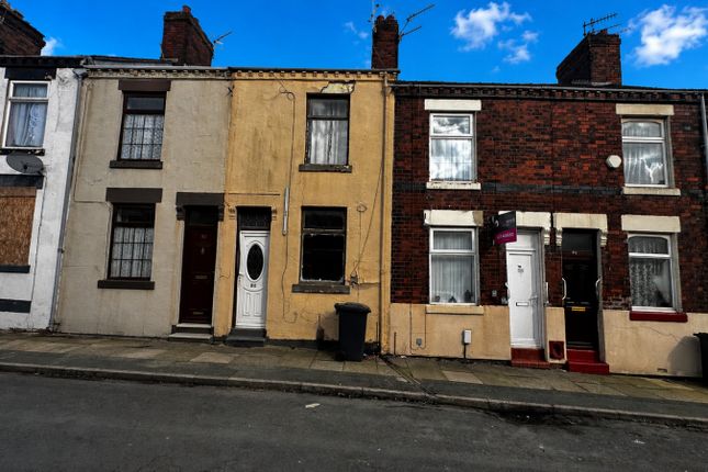2 bed property, in Lowther Street, £60,000