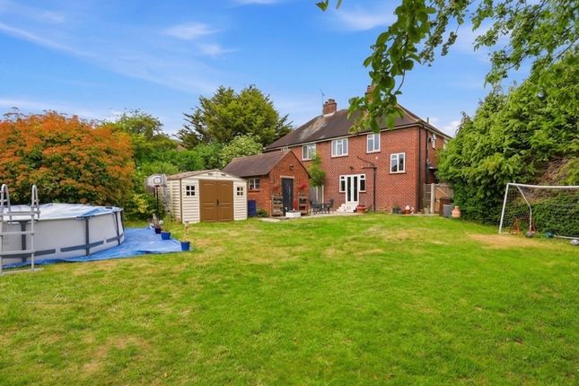 3 bed property, in Ruskin Road, £425,000