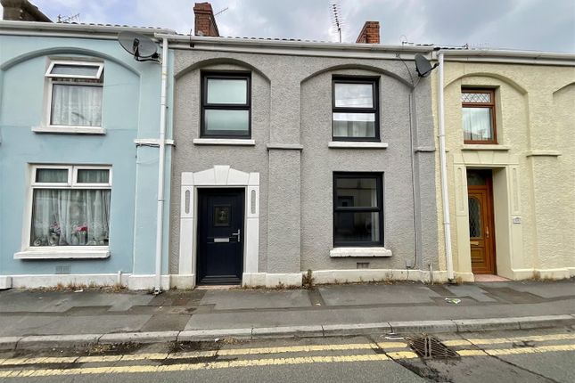 2 bed property, in Prospect Place, £129,950