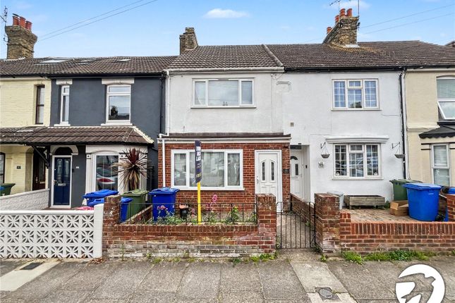 3 bed property, in Rock Road, £230,000