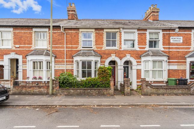 3 bed property, in Reading Road, £550,000