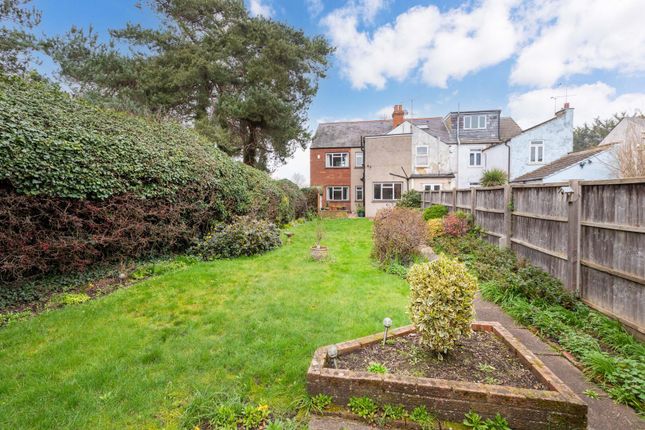3 bed property, in Maidenhead Road, £775,000