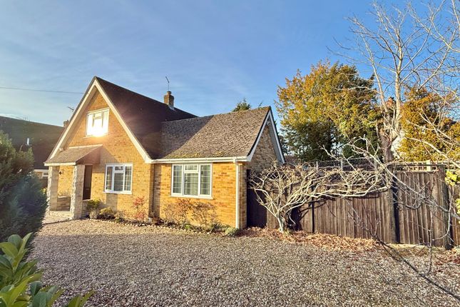 3 bed property, in Lake Road, £450,000