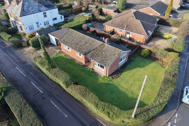3 bed property, in Parish Piece, £525,000
