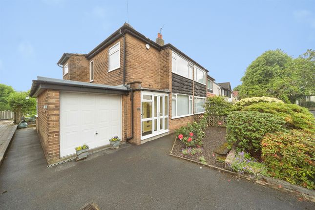 3 bed property, in Lynnwood Gardens, £350,000