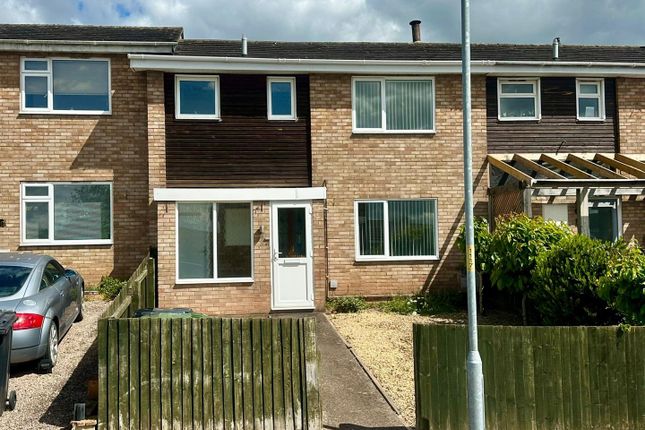 3 bed property, in Withies Close, £199,950