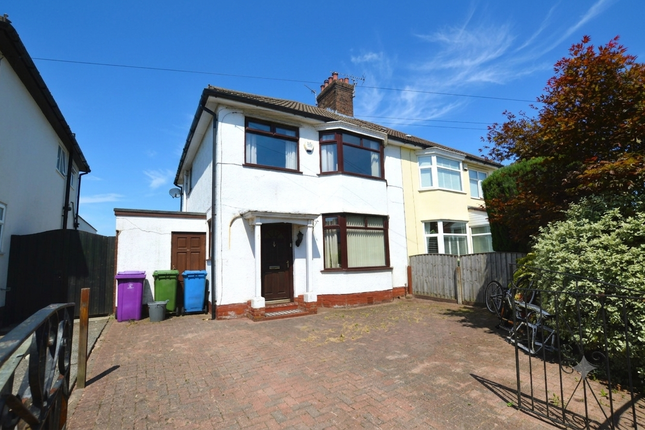 3 bed property, in Molton Road, £319,950