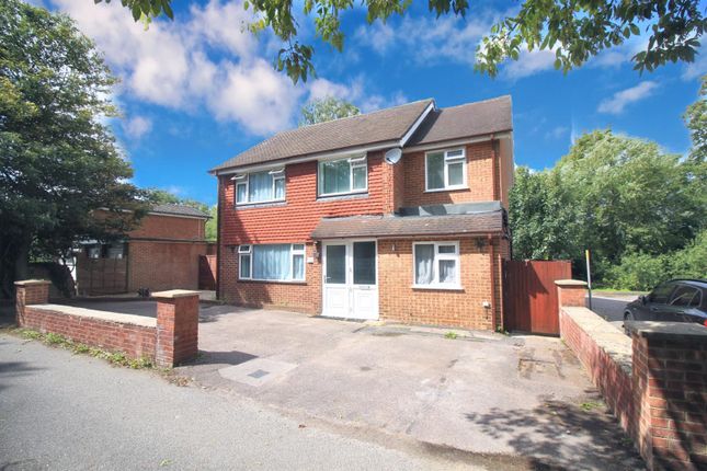 4 bed property, in The Island, £799,950