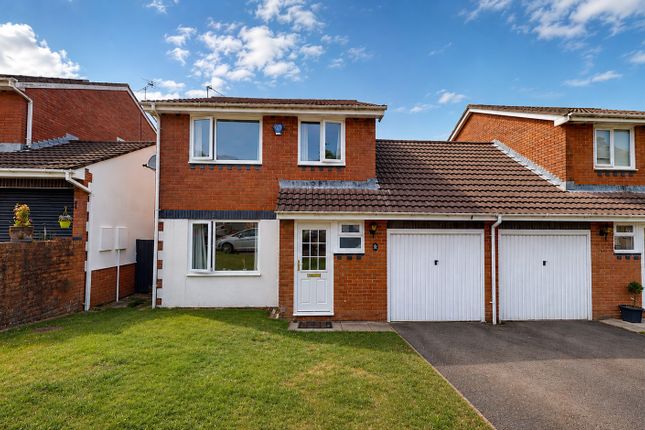 3 bed property, in Brynderwen, £200,000
