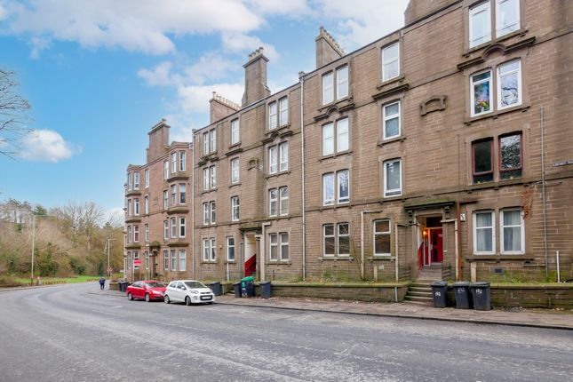 2 bed property, in 3/R 190 Lochee Road, £70,000