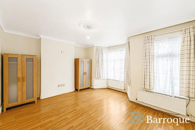 3 bed property, in Steele Road, £550,000