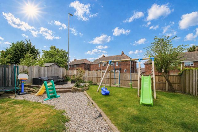 5 bed property, in Brand Hill Drive, £360,000