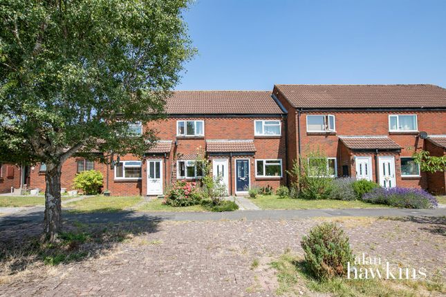 2 bed property, in Duncan Street, £210,000
