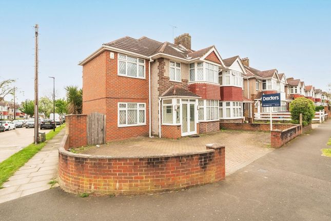 6 bed property, in Park Road, £799,950