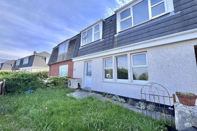3 bed property, in Chegwyns, £120,000