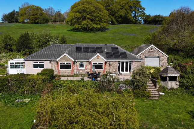 3 bed property, in Earlswood, £795,000