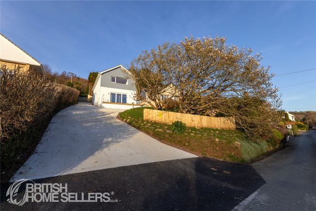 3 bed property, in Buzzacott Lane, £585,000