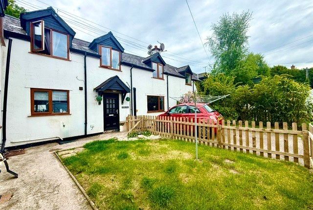 2 bed property, in Glan Conwy, £195,000