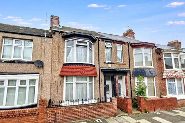 2 bed property, in Cornwall Street, £65,000