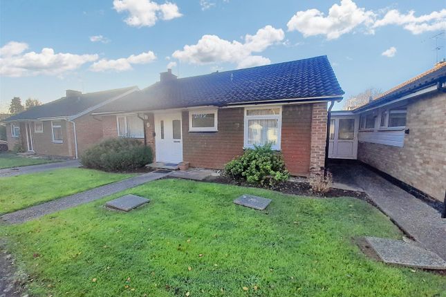3 bed property, in Spinney Walk, £365,000