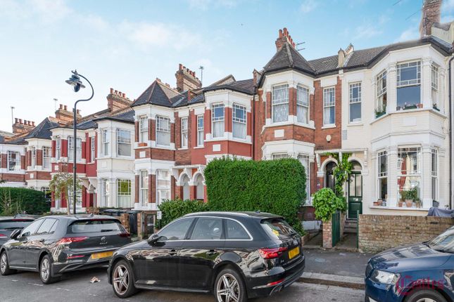 4 bed property, in Rathcoole Gardens N8, £1,100,000