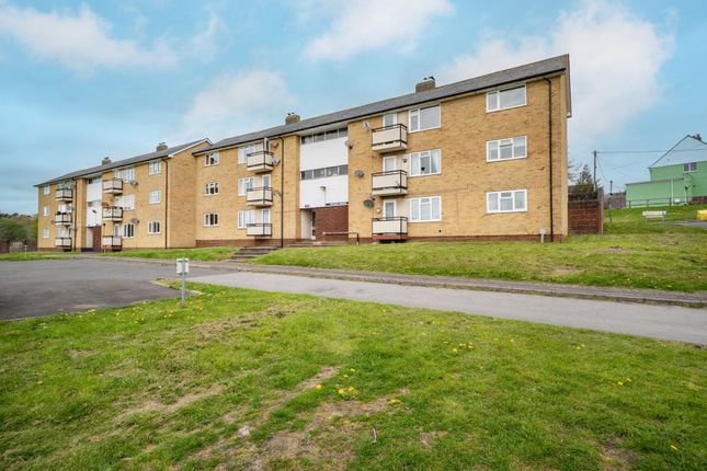 2 bed property, in Sidbury Circular Road, £137,000